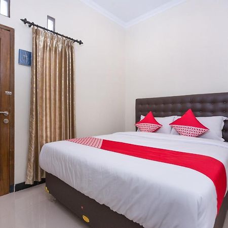 יוגיאקרטה Al Abror Homestay Mandala Krida Mitra Reddoorz מראה חיצוני תמונה