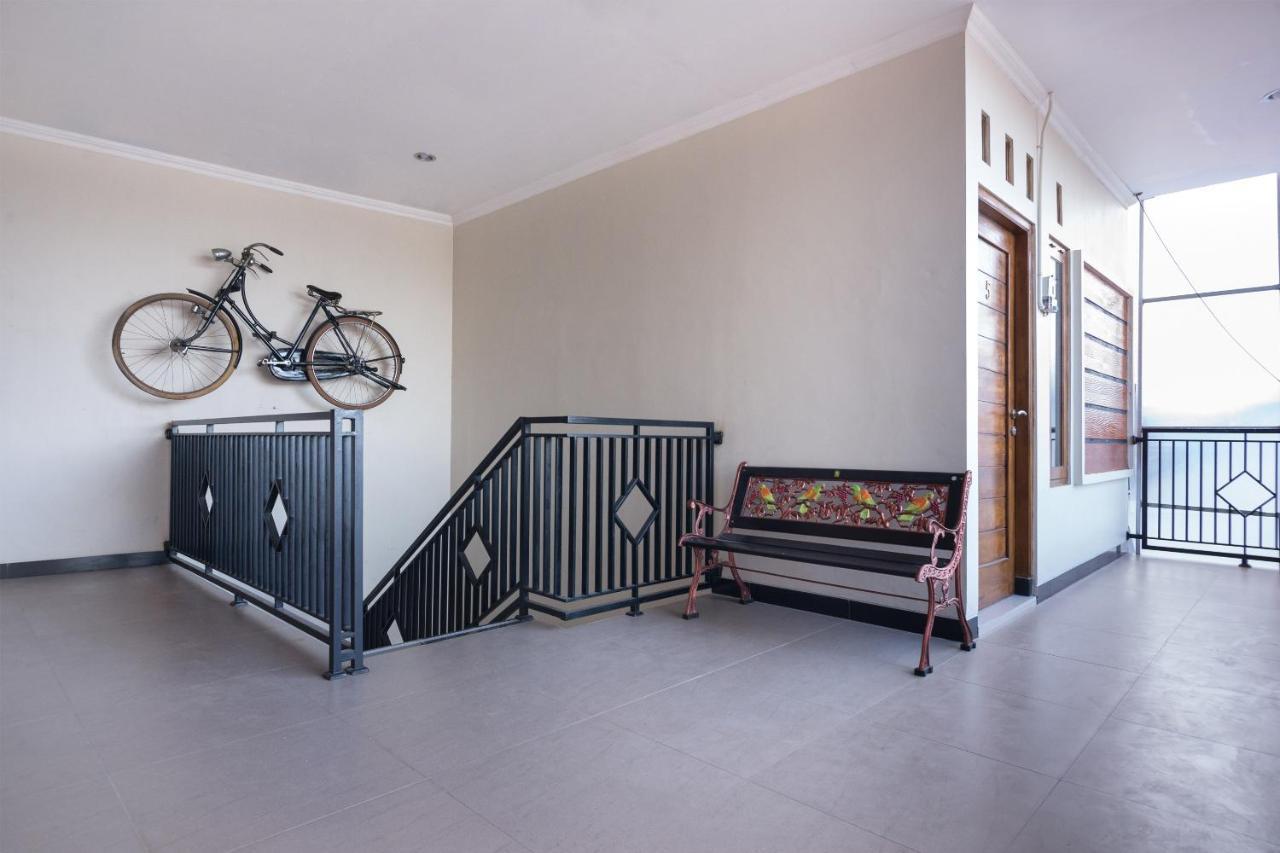 יוגיאקרטה Al Abror Homestay Mandala Krida Mitra Reddoorz מראה חיצוני תמונה