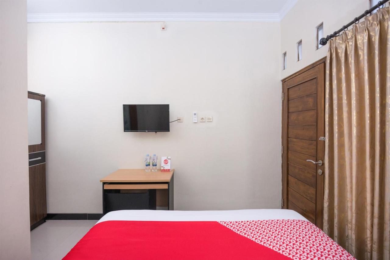 יוגיאקרטה Al Abror Homestay Mandala Krida Mitra Reddoorz מראה חיצוני תמונה