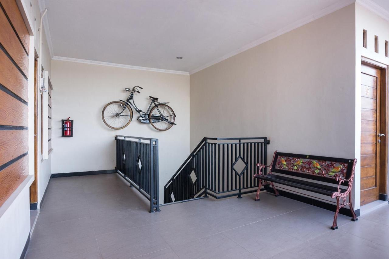 יוגיאקרטה Al Abror Homestay Mandala Krida Mitra Reddoorz מראה חיצוני תמונה