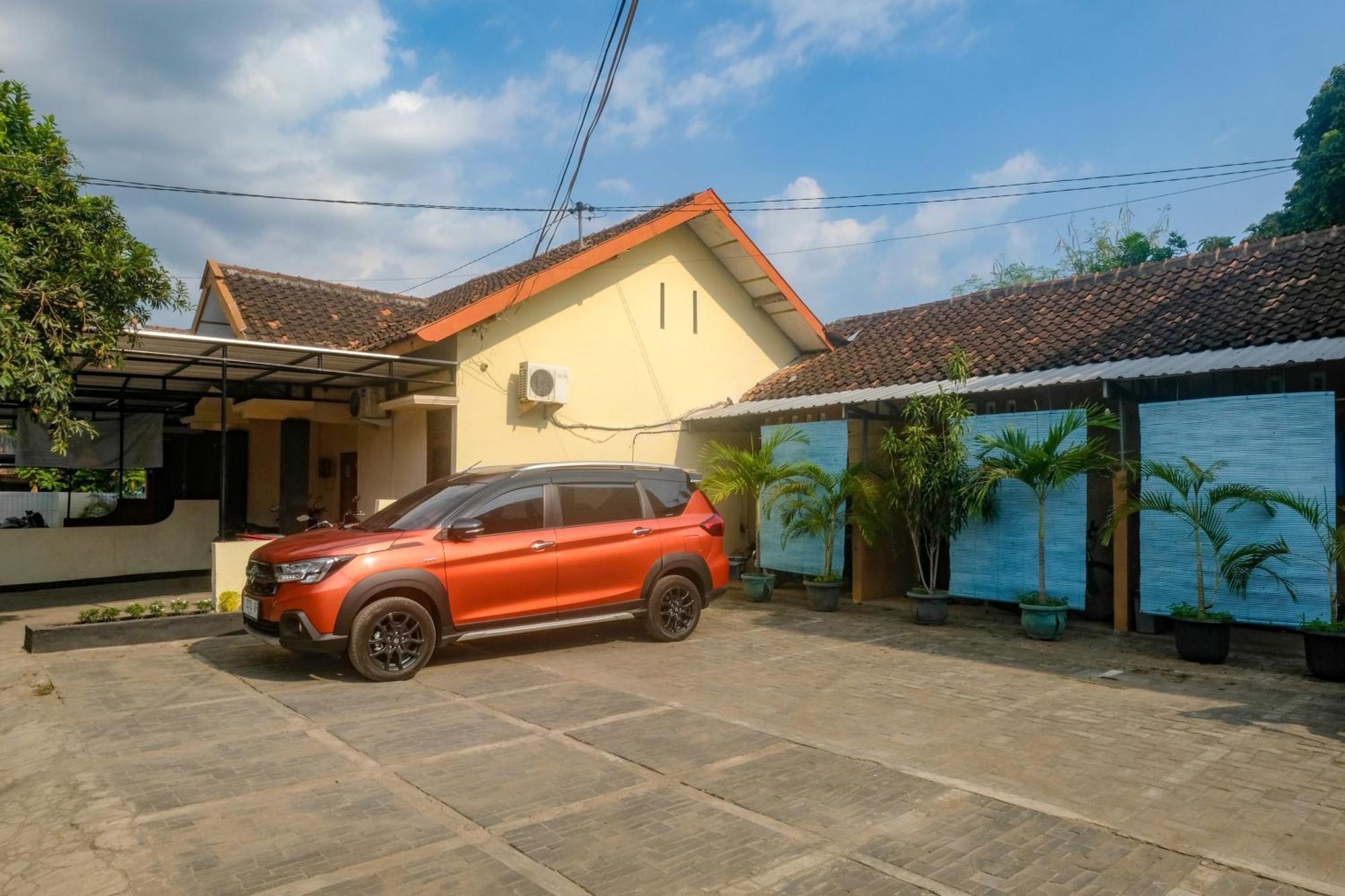 יוגיאקרטה Al Abror Homestay Mandala Krida Mitra Reddoorz מראה חיצוני תמונה