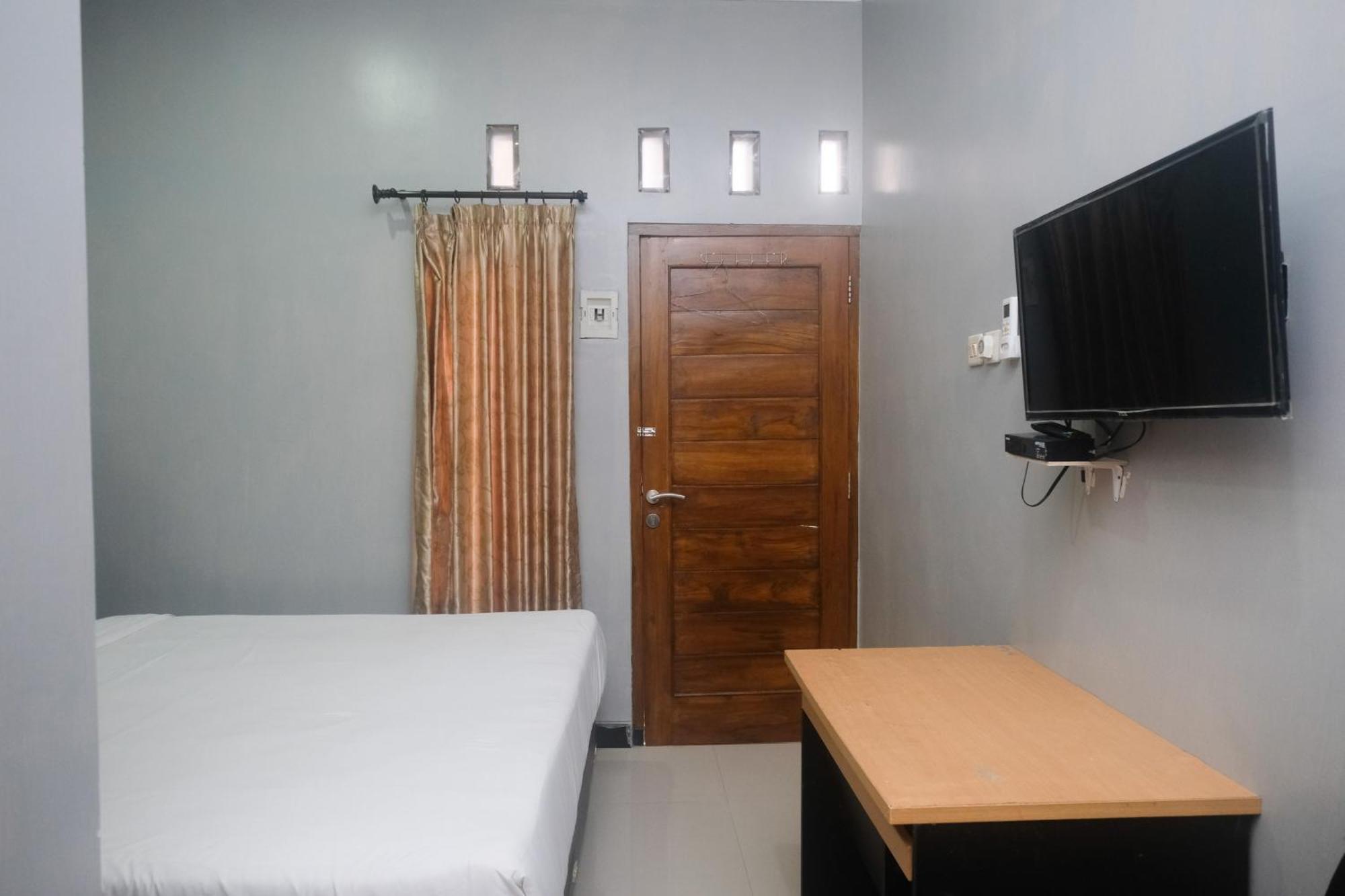 יוגיאקרטה Al Abror Homestay Mandala Krida Mitra Reddoorz מראה חיצוני תמונה